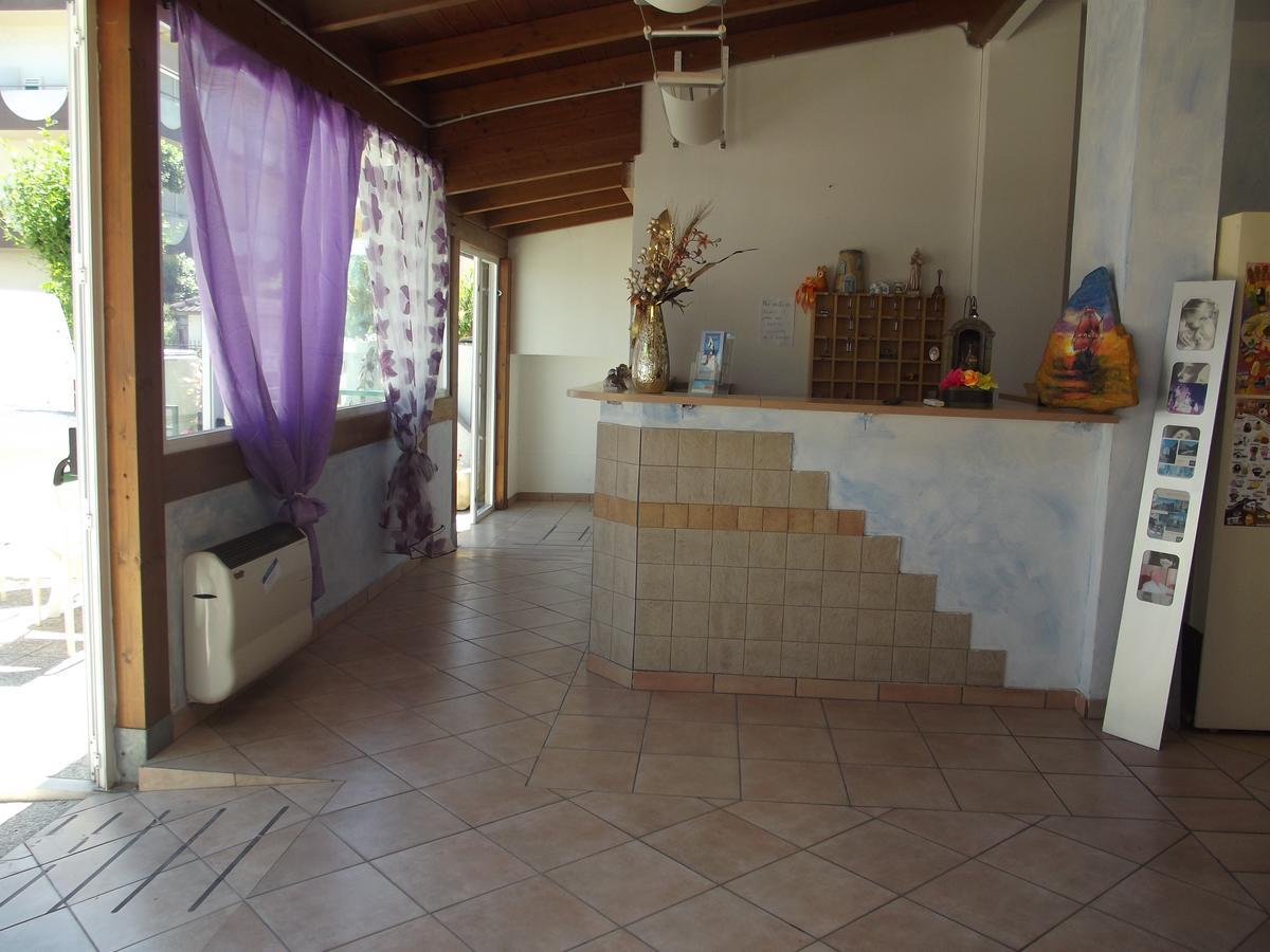 Hotel Sabbia D'Oro Pineto Luaran gambar